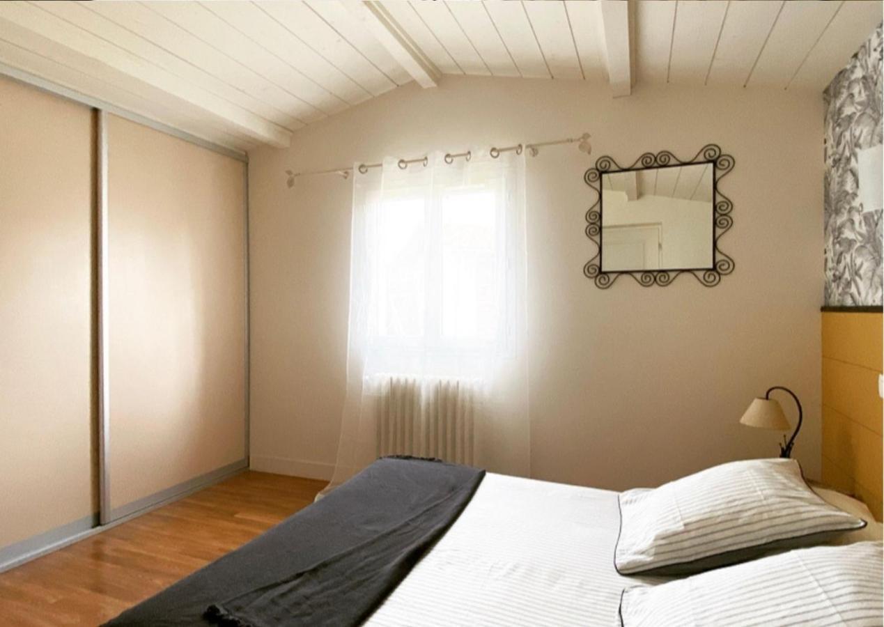 Gite Botiga Saint-Jean-le-Vieux  Екстериор снимка